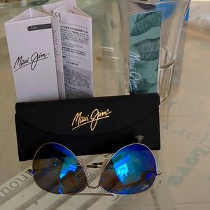 Blue glare sunglasses